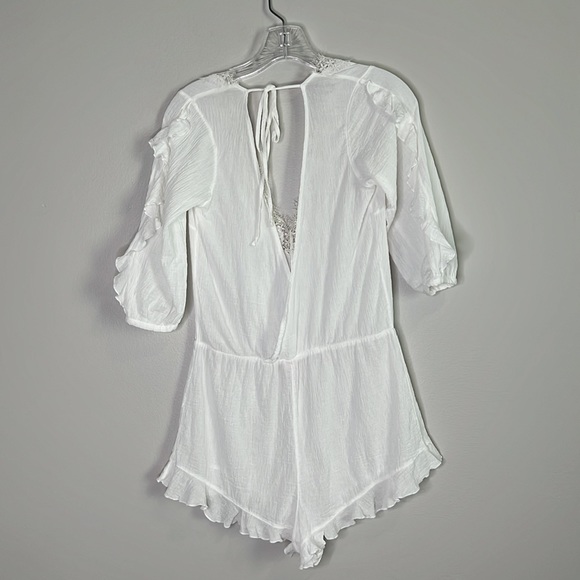 VICTORIA'S SECRET Boho Beach Pool Cover Up One Piece White Romper size Medium - Picture 9 of 13